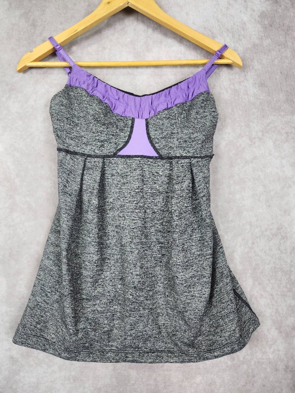 Lululemon Yogi Dance Tank Gray Purple Size 6
